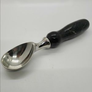 Handcrafted in Maine Ice Cream Scoop